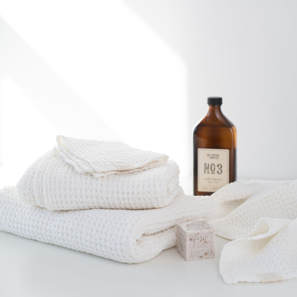 White Linen & Cotton Honeycomb Waffle Towel