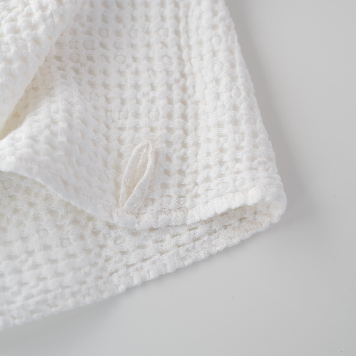 White Linen & Cotton Honeycomb Waffle Towel